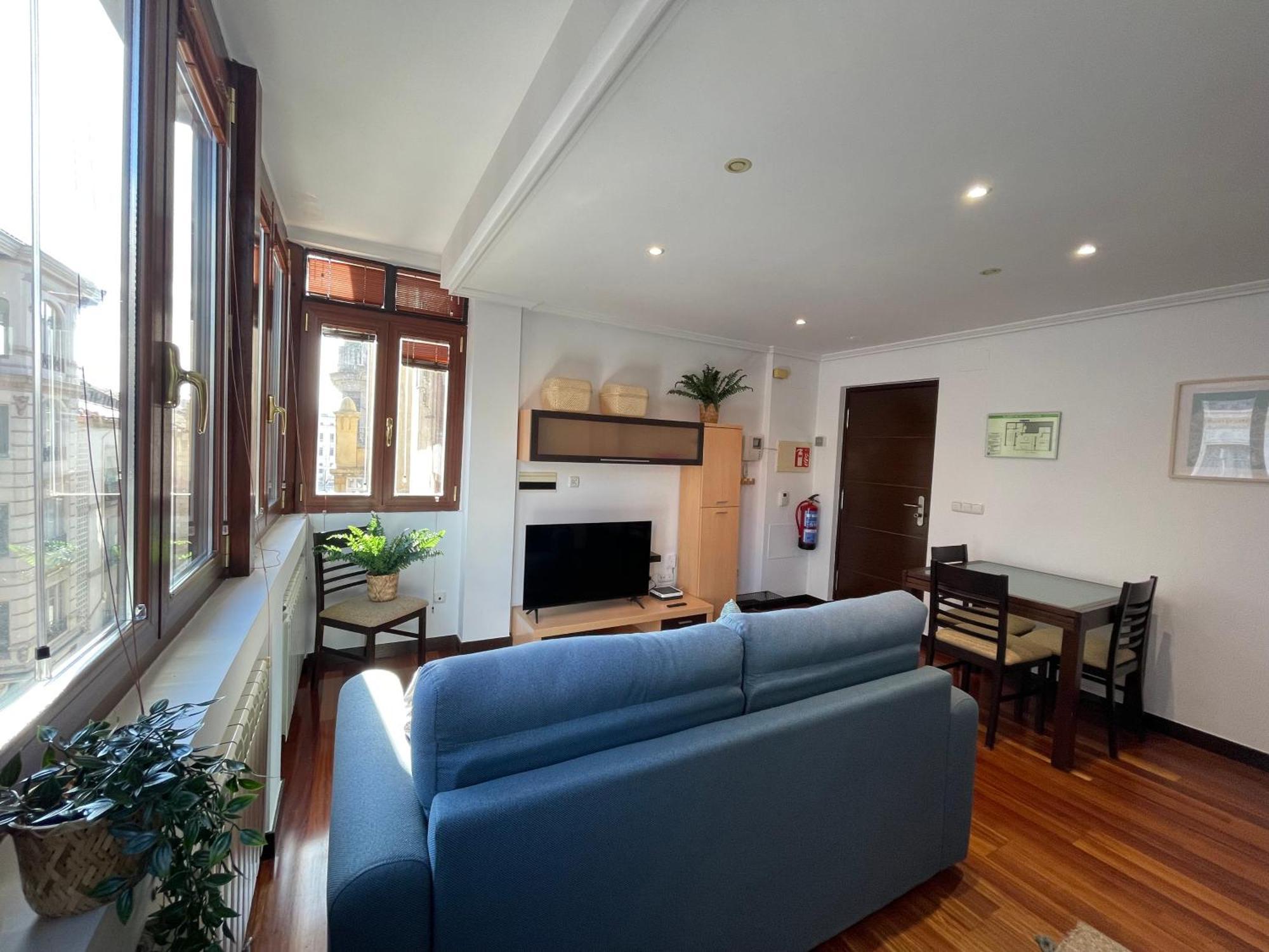 Atuaire Home Vivienda A Luminosa Parking Incluido En Plena Calle Comercial Burgo Eksteriør bilde
