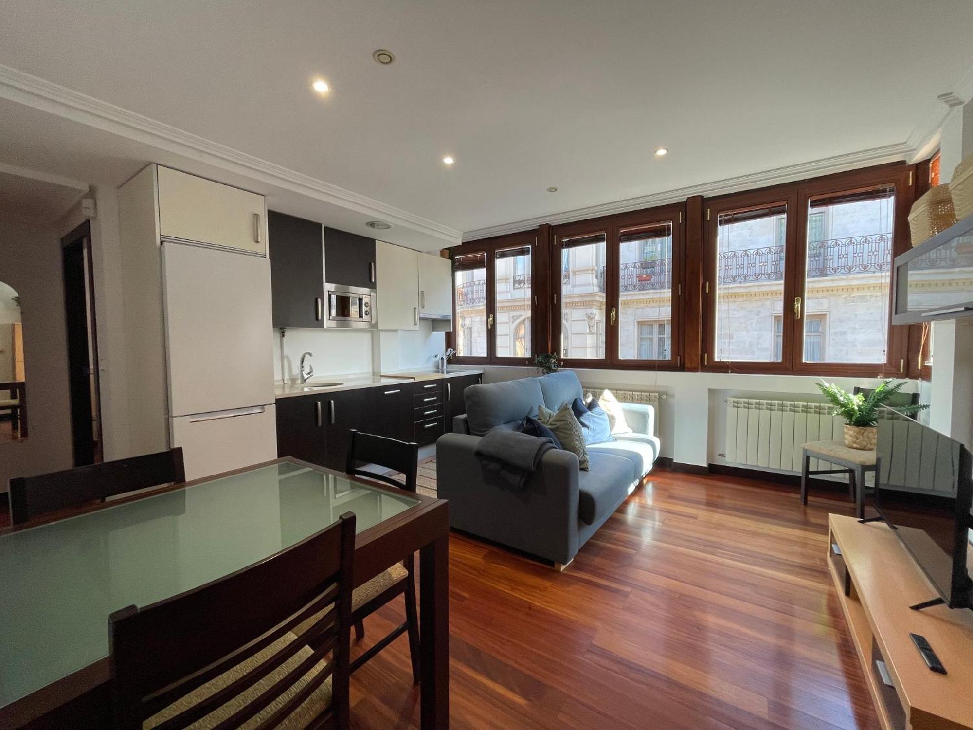 Atuaire Home Vivienda A Luminosa Parking Incluido En Plena Calle Comercial Burgo Eksteriør bilde